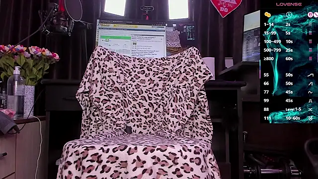 Raissa sky26 online show from March 7, 2026, 3:47 am