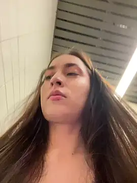 Holly Play online show from January 24, 2025, 7:08 am