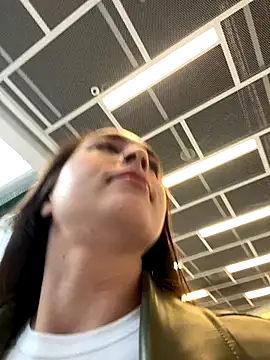 Holly Play online show from September 29, 2025, 10:09 am