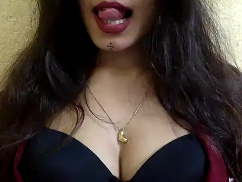 Snapshot of krati74 chatting on February 18, 2025, 7:09 pm krati74 online show from February 18, 2025, 7:09 pm