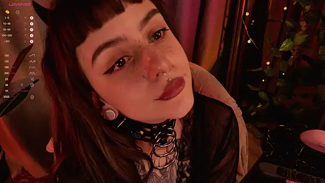 MichaellaMoon online show from January 24, 2025, 1:45 am