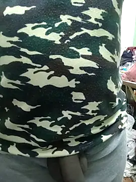 Snapshot of ShelfyOfferer chatting on March 21, 2025, 3:12 am ShelfyOfferer online show from March 21, 2025, 3:12 am