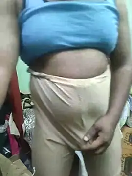 Snapshot of ShelfyOfferer chatting on April 7, 2026, 7:03 pm ShelfyOfferer online show from April 7, 2026, 7:03 pm