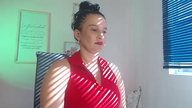 lucy diiaz online show from January 29, 2025, 8:35 pm