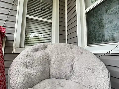 gingerbabe18 online show from September 16, 2025, 4:52 pm