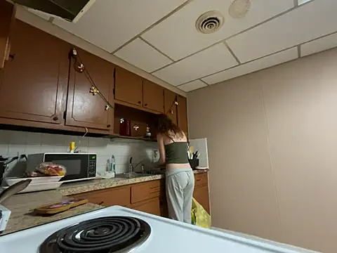 gingerbabe18 online show from April 10, 2026, 12:38 am