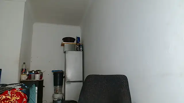 Hugetittiesxx2 online show from February 18, 2026, 4:19 am