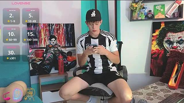 flowers18 online show from April 14, 2026, 10:27 pm