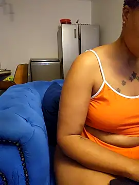 Snapshot of Drippincaty chatting on March 10, 2026, 4:45 pm Drippincaty online show from March 10, 2026, 4:45 pm