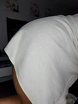 Snapshot of Drippincaty chatting on March 23, 2026, 7:29 pm Drippincaty online show from March 23, 2026, 7:29 pm