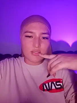 Celeste camila18 online show from March 22, 2026, 11:08 pm