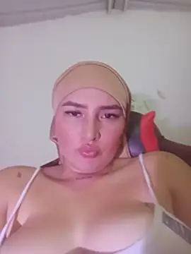 Celeste camila18 online show from July 17, 2026, 6:09 am