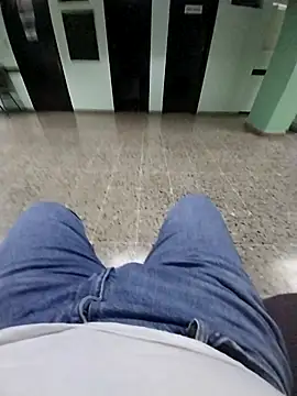 Whiper2024 online show from February 17, 2026, 4:46 pm