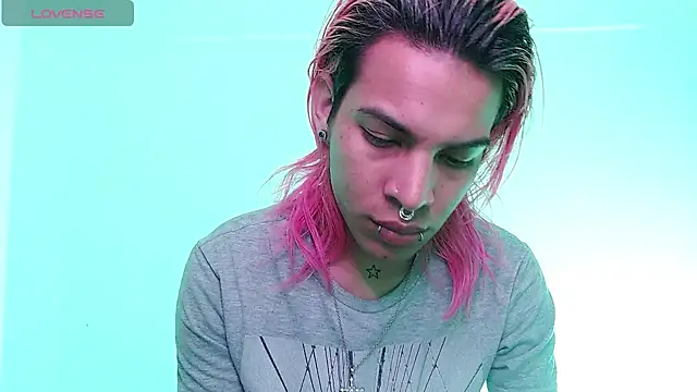 Jace Quinn online show from December 4, 2024, 9:57 pm