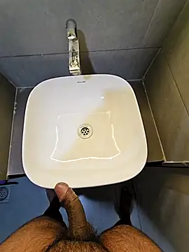 rahulGJ03 online show from March 14, 2025, 8:38 pm