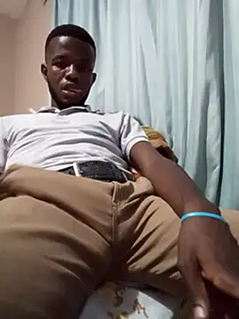 Snapshot of hardFC chatting on February 4, 2025, 5:12 pm hardFC online show from February 4, 2025, 5:12 pm