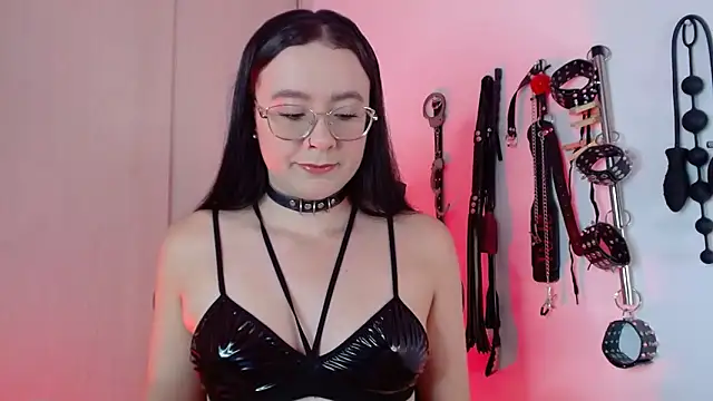 Alisson Beckett online show from October 8, 2025, 5:21 pm