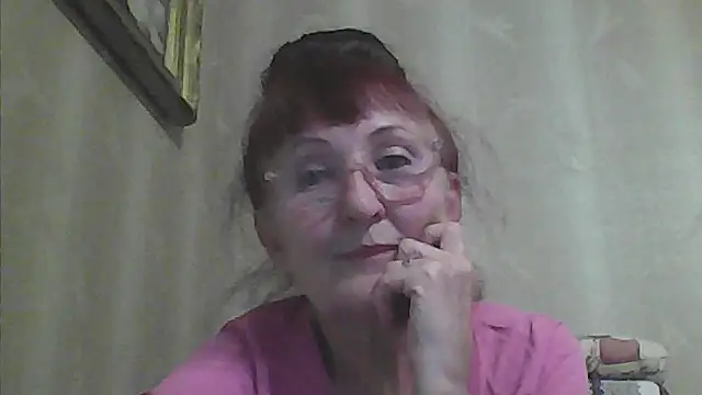 TanyaSweet634 online show from September 24, 2025, 5:49 pm