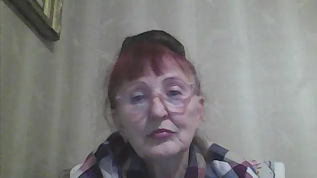 TanyaSweet634 online show from October 6, 2025, 4:15 pm