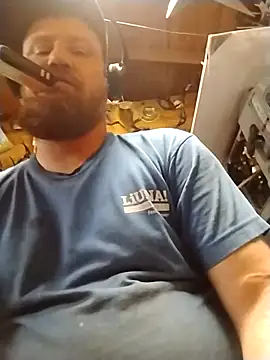 Snapshot of hornygiltz92 chatting on February 13, 2026, 11:06 am hornygiltz92 online show from February 13, 2026, 11:06 am