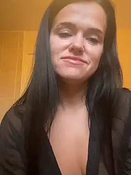 Snapshot of English-Chloe96 chatting on December 31, 2024, 2:03 pm English-Chloe96 online show from December 31, 2024, 2:03 pm