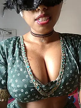 sandy naughty online show from November 4, 2025, 8:46 am