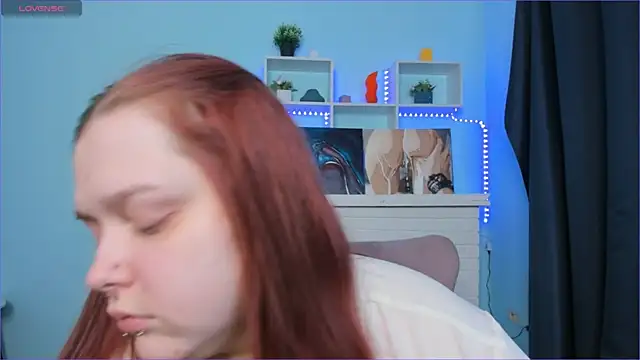 Snapshot of Crow_Diam0nd chatting on December 13, 2024, 9:35 am Crow Diam0nd online show from December 13, 2024, 9:35 am