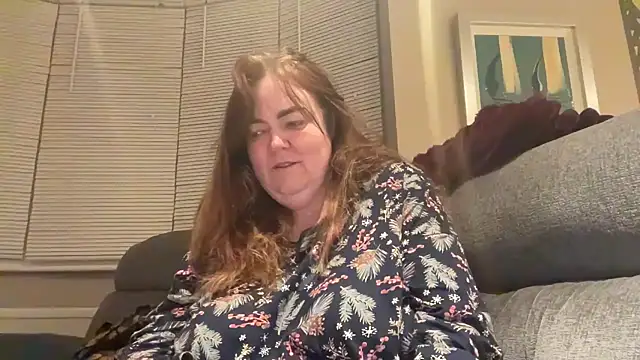 curvy-milf-abbie online show from February 18, 2026, 6:20 am