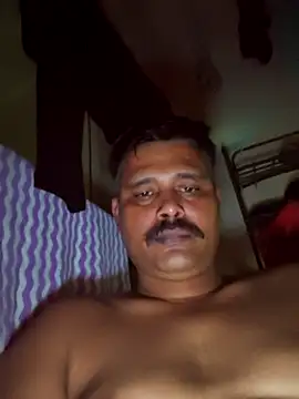 Vinay-kumar89 online show from April 18, 2026, 4:44 pm