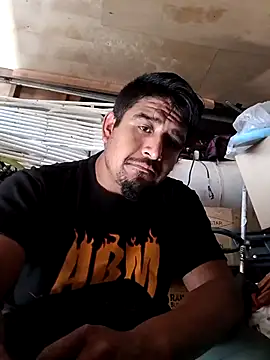 beliqi online show from November 15, 2025, 8:27 pm