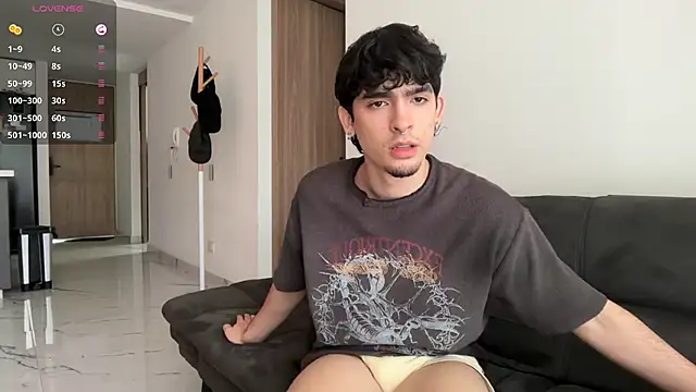 Snapshot of zenn_rush1 chatting on September 13, 2025, 1:33 pm zenn rush1 online show from September 13, 2025, 1:33 pm