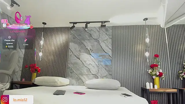 julietha taylor online show from March 6, 2026, 2:19 am