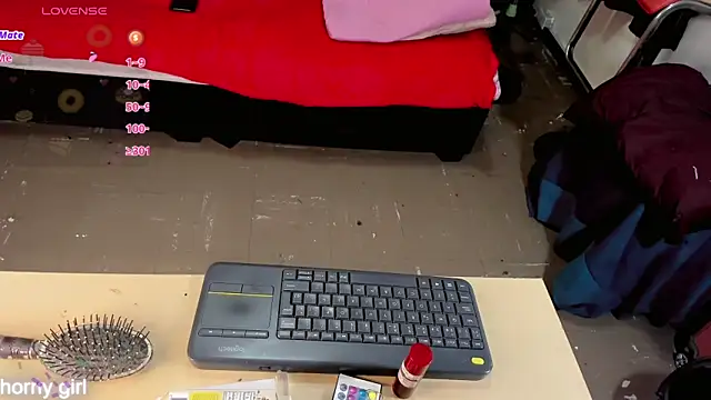 Gabyqueen70 online show from February 18, 2026, 3:13 am