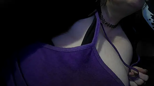 Alli Kat online show from December 21, 2025, 2:35 pm