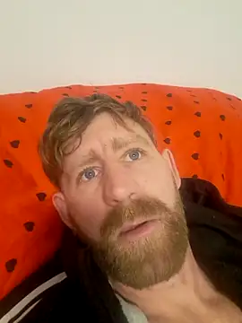 Snapshot of benalexa1992 chatting on March 6, 2026, 4:31 am benalexa1992 online show from March 6, 2026, 4:31 am