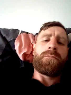 Snapshot of benalexa1992 chatting on April 5, 2026, 3:53 pm benalexa1992 online show from April 5, 2026, 3:53 pm