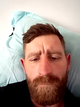 Snapshot of benalexa1992 chatting on April 15, 2026, 3:52 pm benalexa1992 online show from April 15, 2026, 3:52 pm