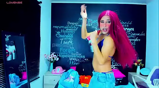 DarianaGia online show from December 10, 2024, 11:22 am