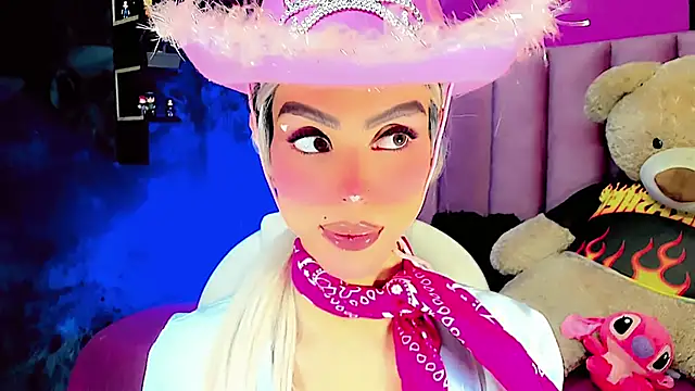 dollswit01 online show from February 22, 2025, 10:31 pm