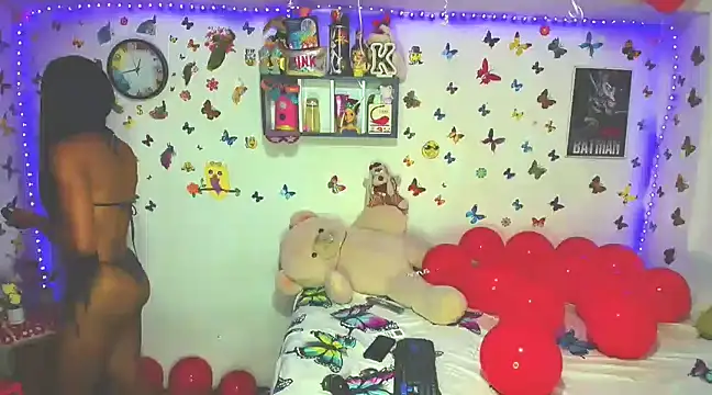 marianaoficial249701 online show from February 11, 2025, 12:48 pm