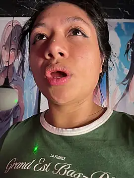 Im Little online show from April 10, 2026, 2:28 am