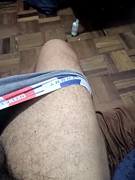 FABINHOSEOAU online show from December 17, 2025, 2:50 am