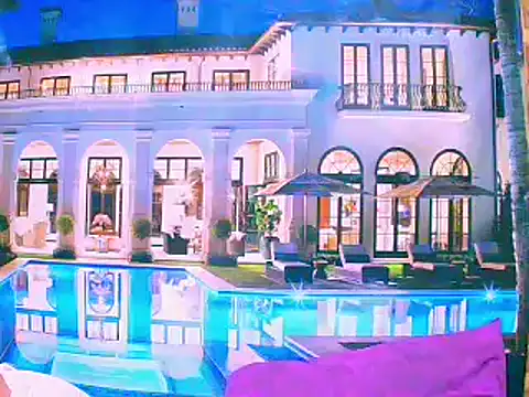 EbonyHotBuns online show from September 30, 2025, 9:20 pm