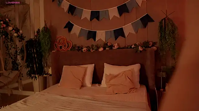 Snapshot of Smiley_Mia chatting on October 5, 2025, 5:17 am Smiley Mia online show from October 5, 2025, 5:17 am