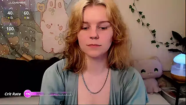 Moona xx online show from May 10, 2026, 10:59 pm