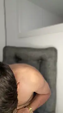 ArturoDelgado1 online show from April 8, 2026, 5:46 pm