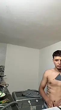 ArturoDelgado1 online show from April 17, 2026, 5:38 pm