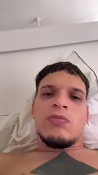 ArturoDelgado1 online show from April 30, 2026, 4:13 pm