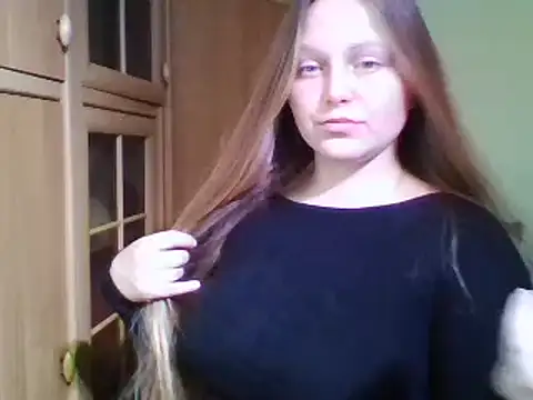 Snapshot of Evasapples chatting on January 19, 2025, 2:06 pm Evasapples online show from January 19, 2025, 2:06 pm