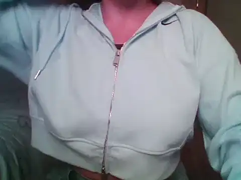 Snapshot of Evasapples chatting on September 23, 2025, 8:56 pm Evasapples online show from September 23, 2025, 8:56 pm